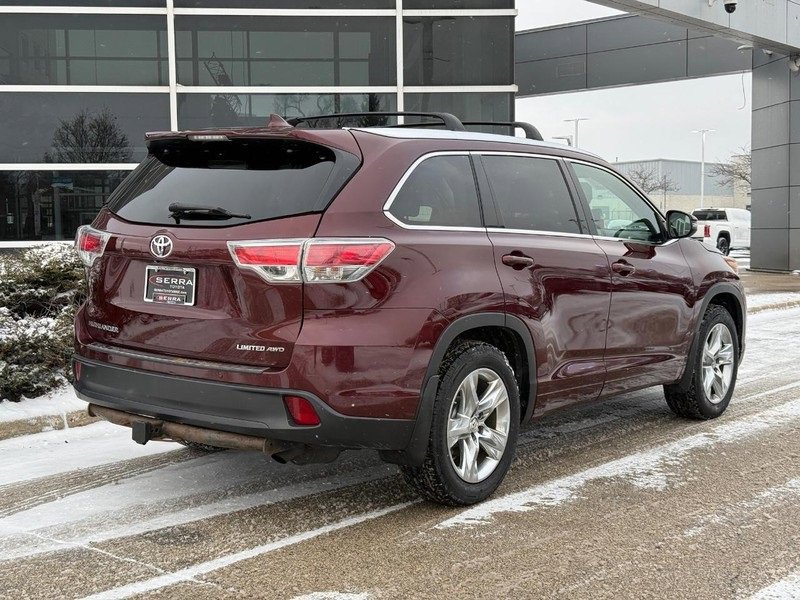 Used 2015 Toyota Highlander Limited Platinum image 3