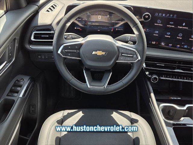 New 2027 Chevrolet Traverse LT w/ Sun and Wheel Package FWD image 15