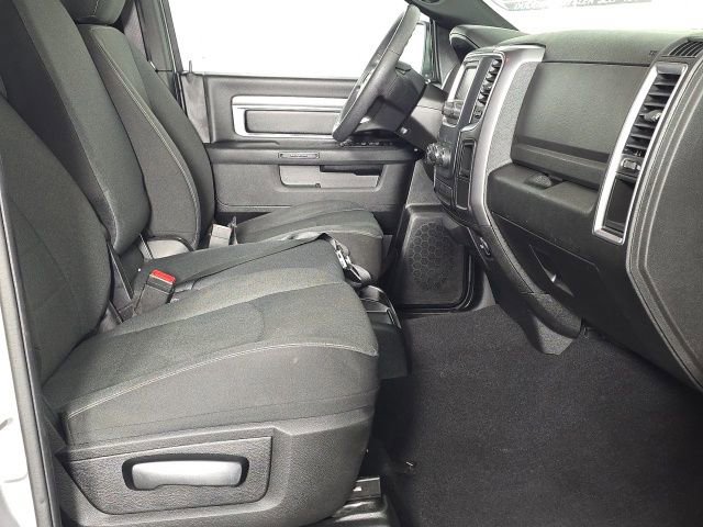 Used 2024 RAM 1500 Classic Warlock image 30