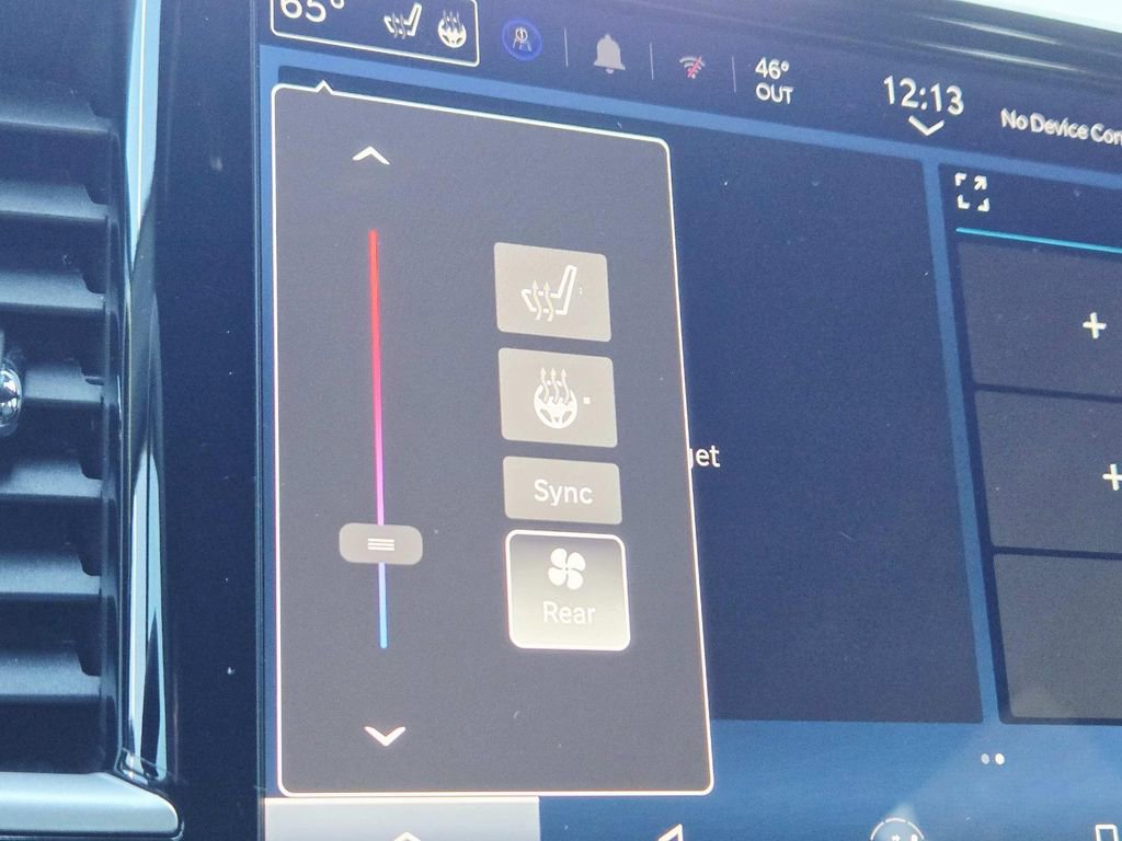 New 2026 Chrysler Pacifica Select FWD image 27