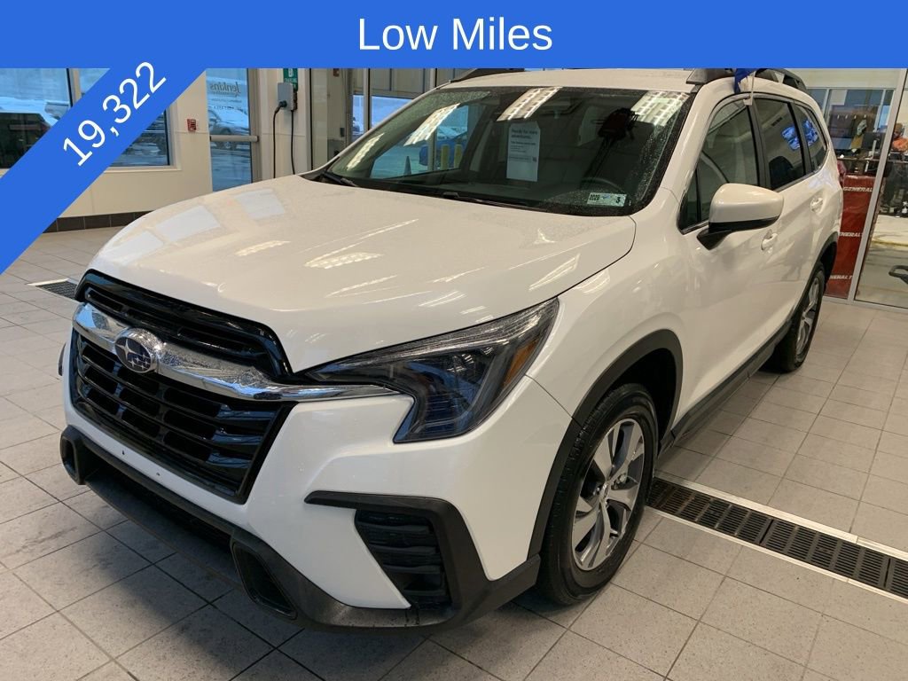 Certified 2025 Subaru Ascent Premium image 2