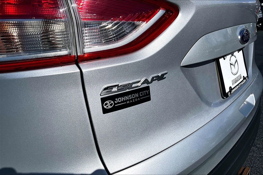 Used 2015 Ford Escape S image 8