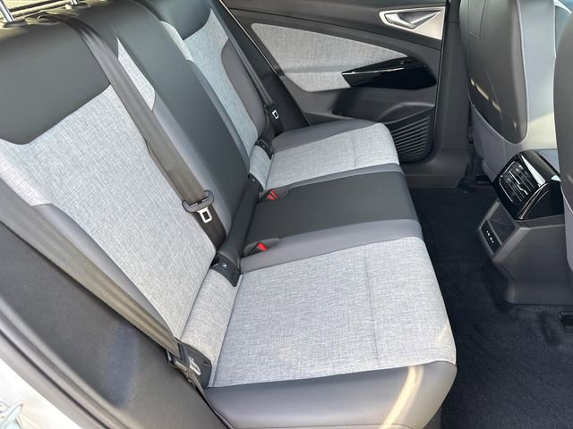 New 2026 Volkswagen ID.4 Pro image 23