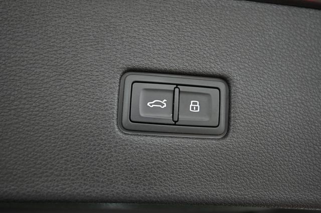 Used 2024 Audi RS Q8 image 20