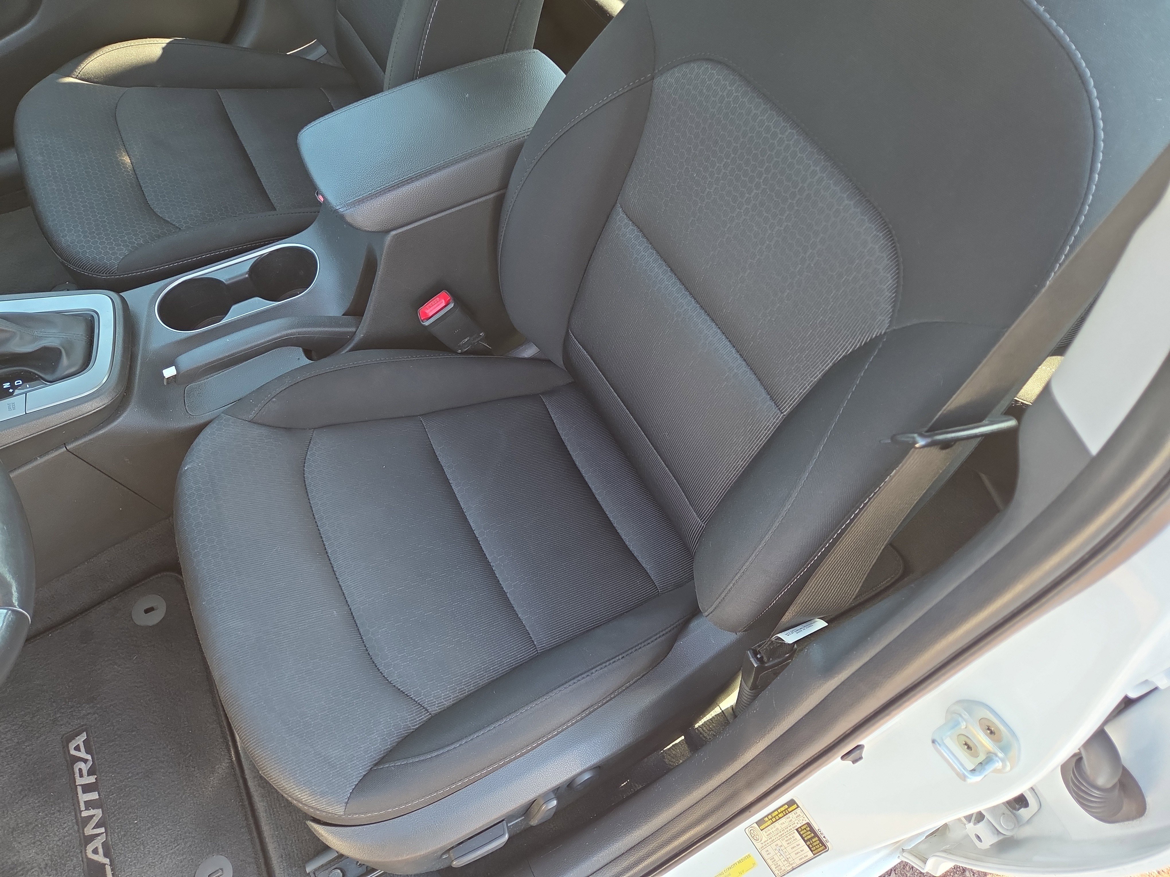 Used 2017 Hyundai Elantra Value Edition w/ Cargo Package image 13