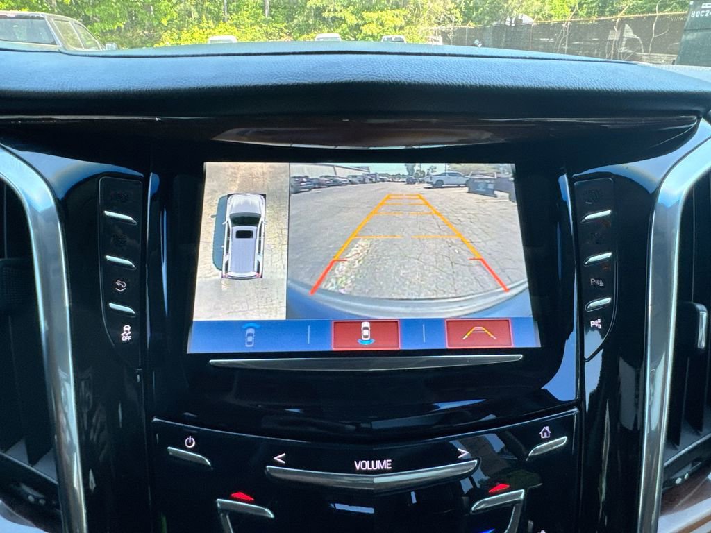 Used 2017 Cadillac Escalade Premium Luxury image 28