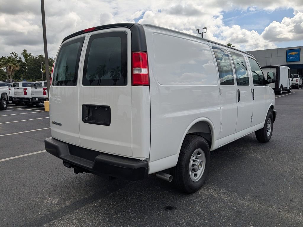 New 2025 Chevrolet Express 2500 w/ Driver Convenience Package image 4