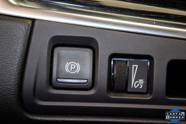 Certified 2025 Cadillac XT5 Premium Luxury image 33