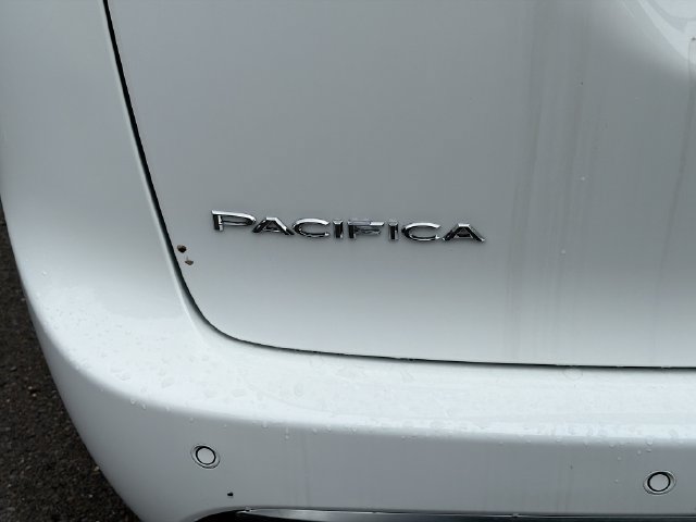 New 2027 Chrysler Pacifica Select FWD image 23