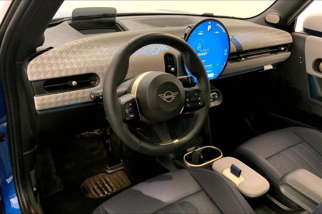 Certified 2025 MINI Cooper S FWD image 4