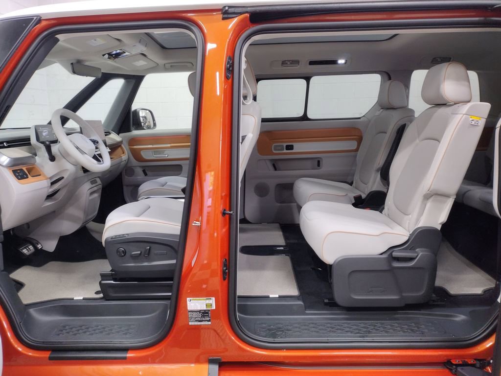 New 2025 Volkswagen ID. Buzz 1st Edition image 29