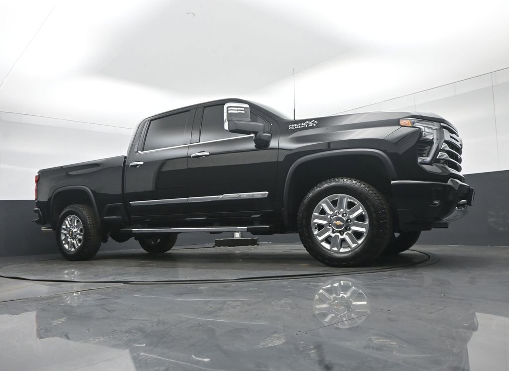 Used 2025 Chevrolet Silverado 2500 High Country image 65