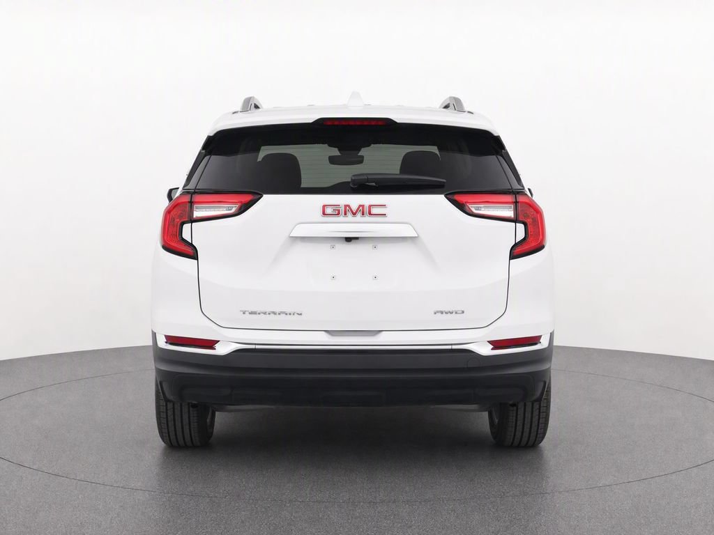Used 2024 GMC Terrain SLT AWD/4WD image 8