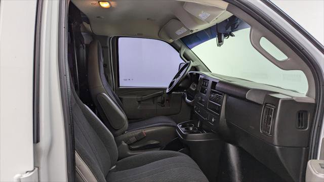 Used 2020 Chevrolet Express 2500 w/ Driver Convenience Package RWD image 17