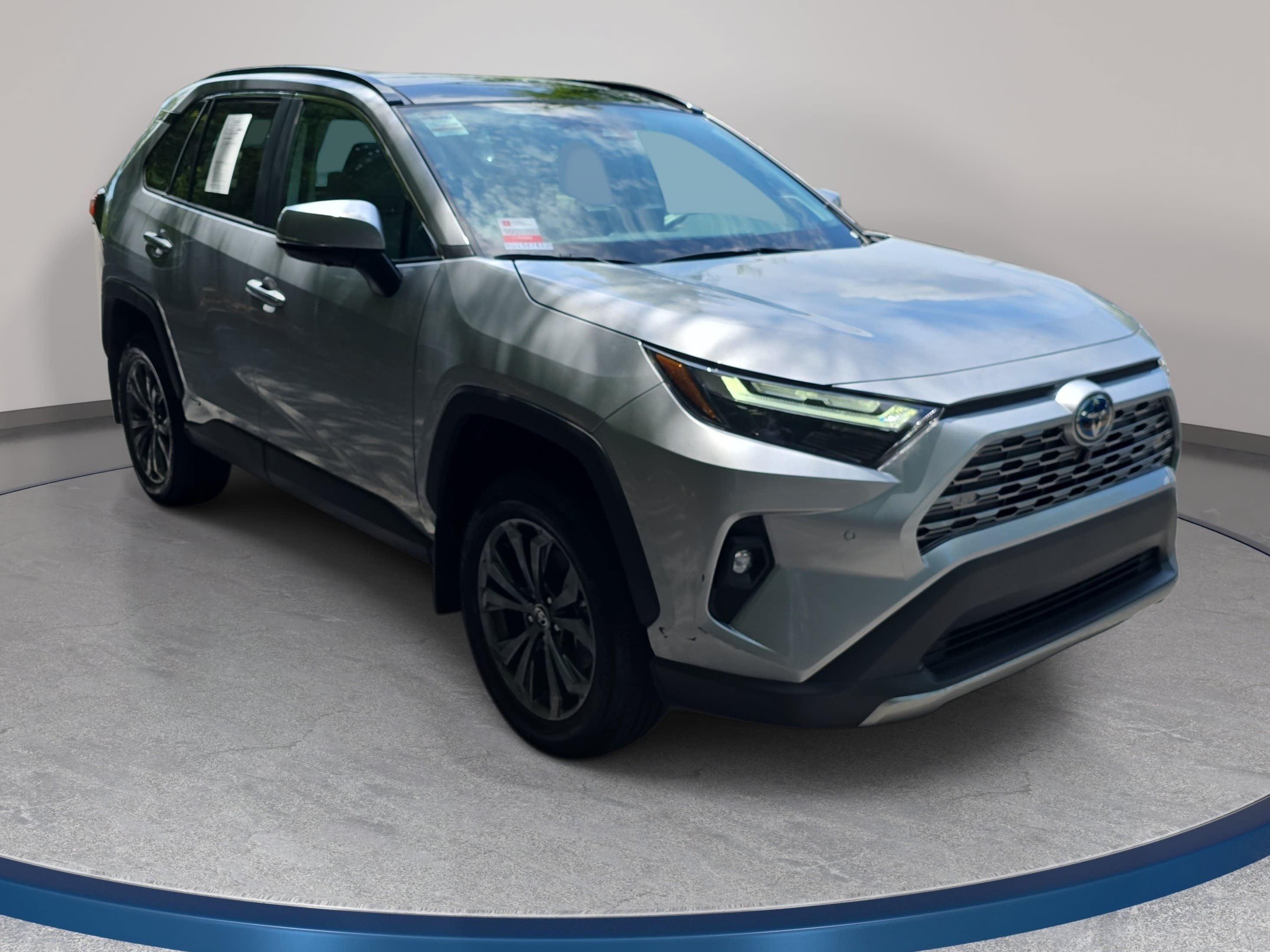 Used 2024 Toyota RAV4 Limited w/ Advanced Technology Package AWD/4WD image 3