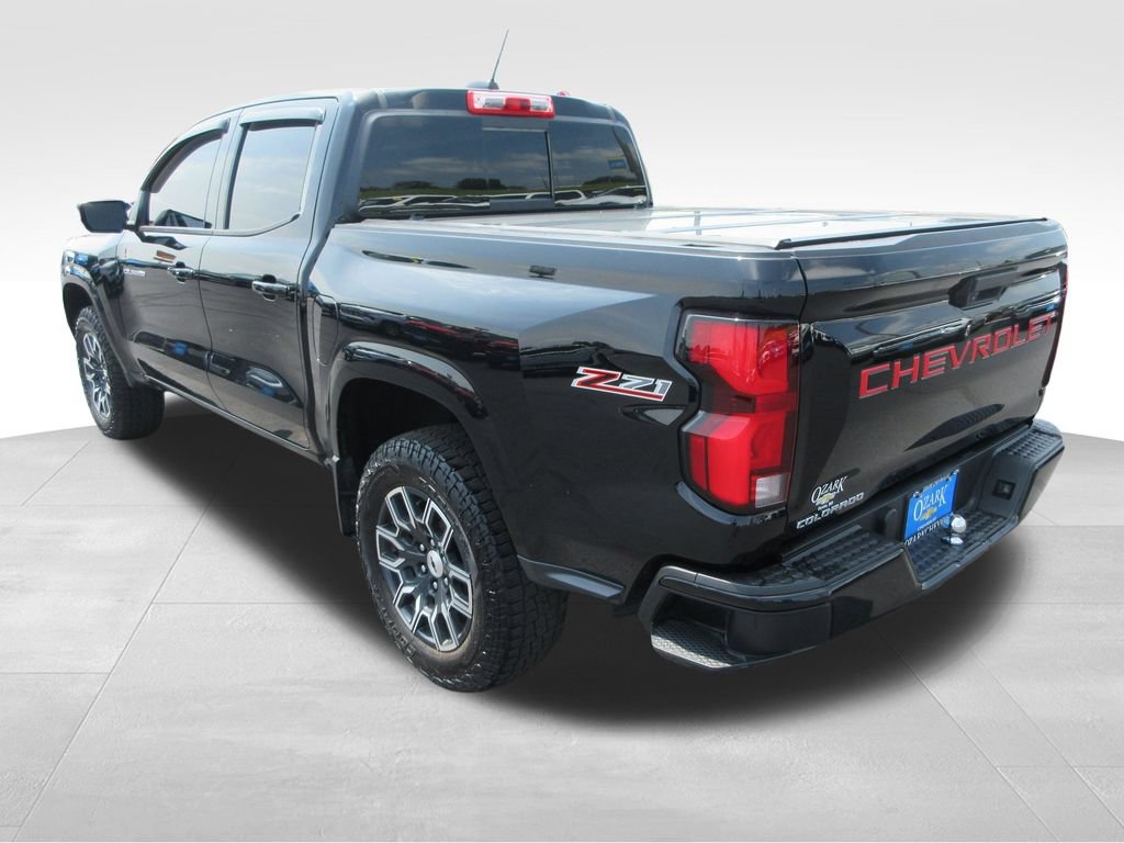 Certified 2023 Chevrolet Colorado Z71 w/ Z71 Convenience Package 2 AWD/4WD image 3
