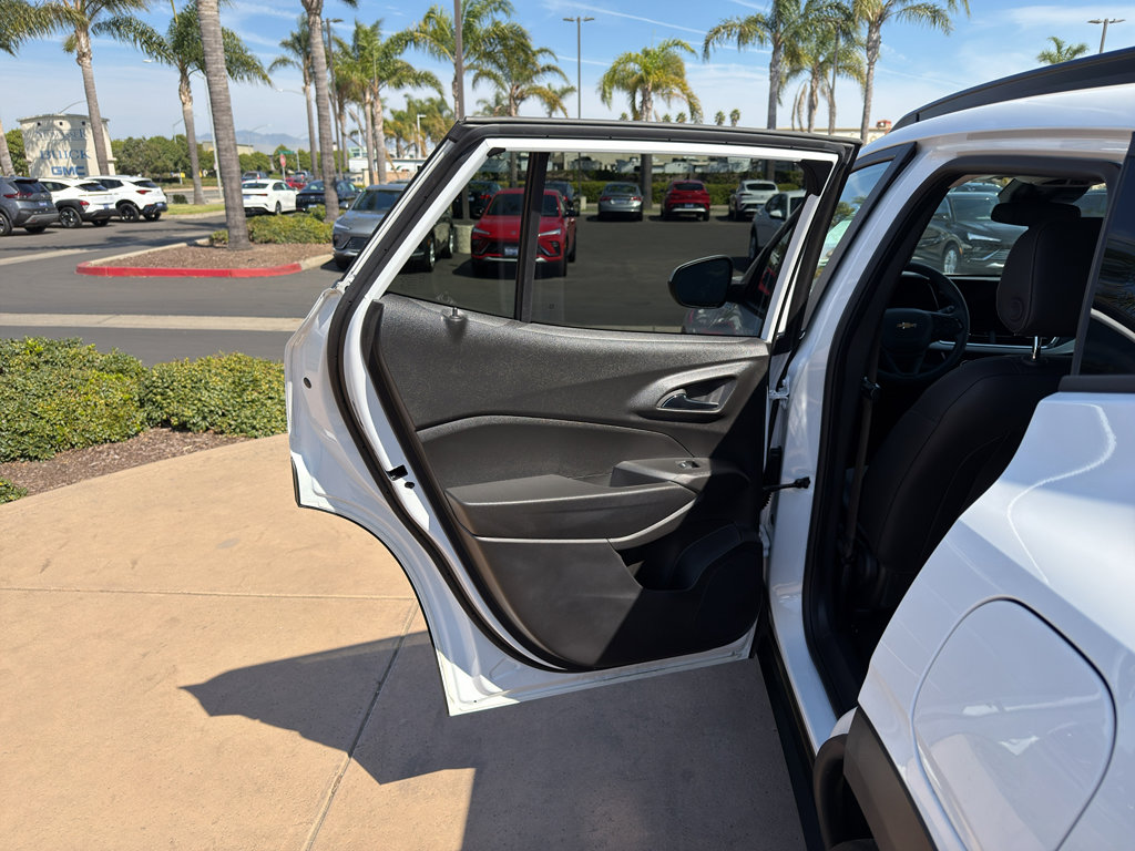 Used 2024 Chevrolet Trax LT image 8