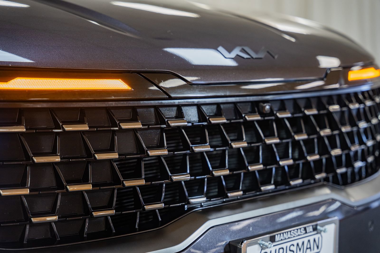 Used 2025 Kia Carnival SX Prestige image 13