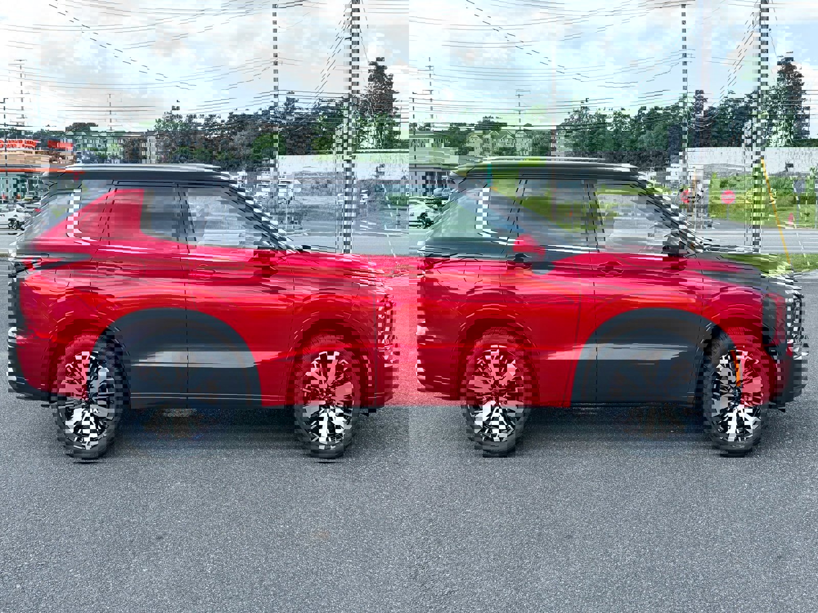 New 2025 Mitsubishi Outlander AWD image 17