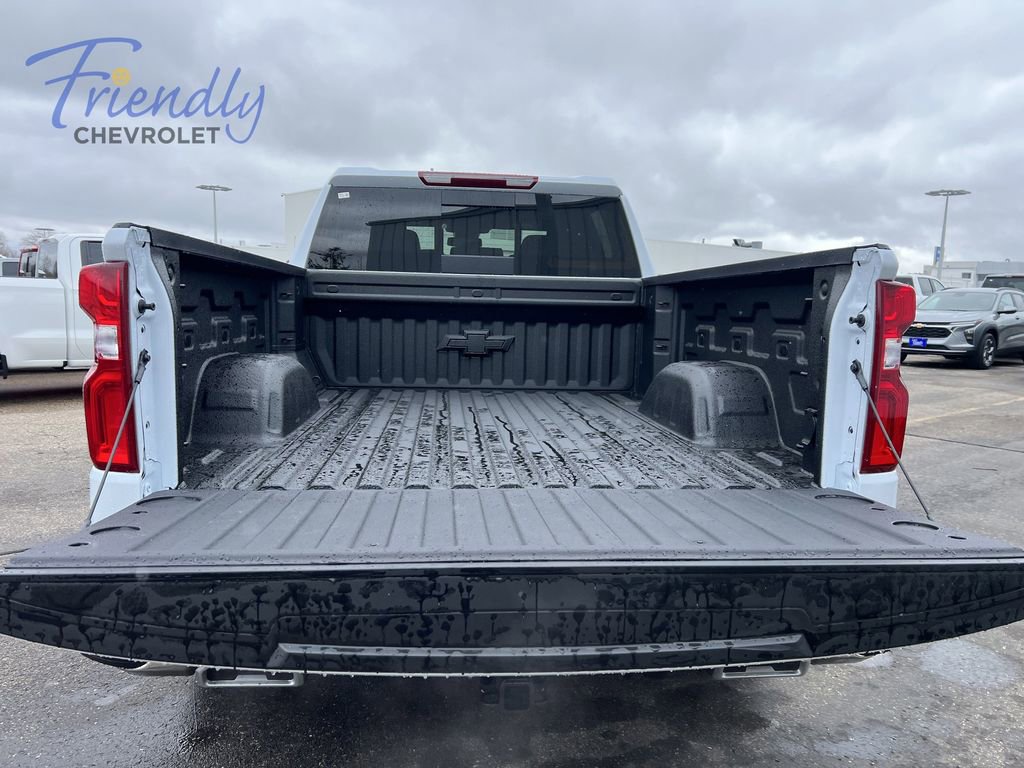 New 2026 Chevrolet Silverado 1500 LTZ w/ Z71 Off-Road Package AWD/4WD image 11