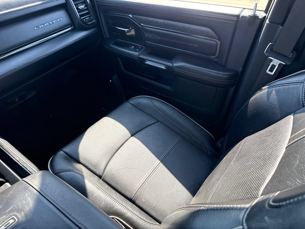 Used 2022 RAM 2500 Limited AWD/4WD image 14
