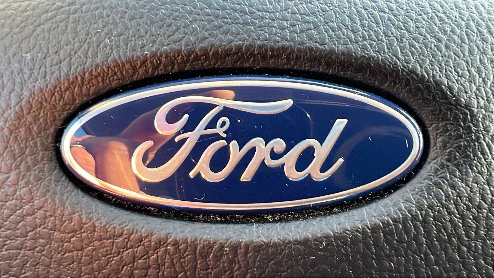 Used 2022 Ford Edge SEL w/ Convenience Package AWD/4WD image 30