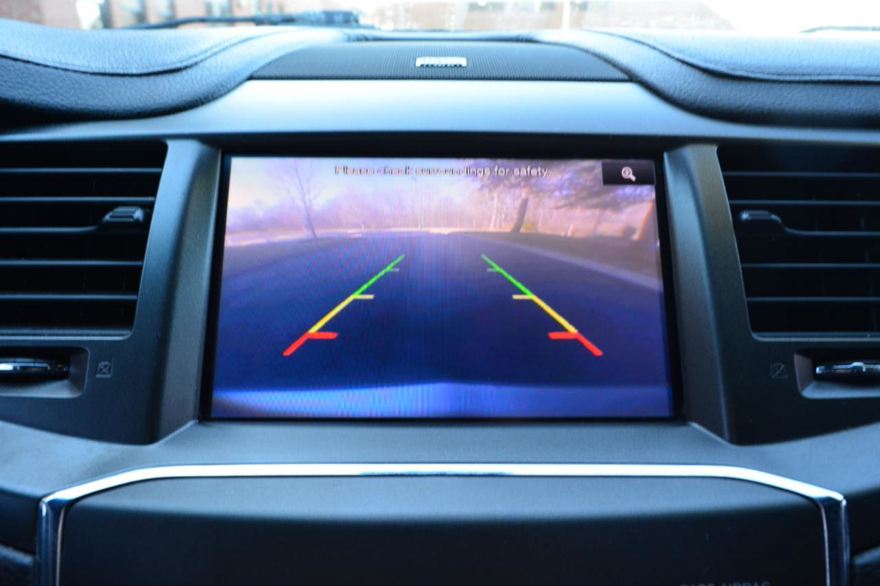 Used 2013 Lincoln MKS image 22