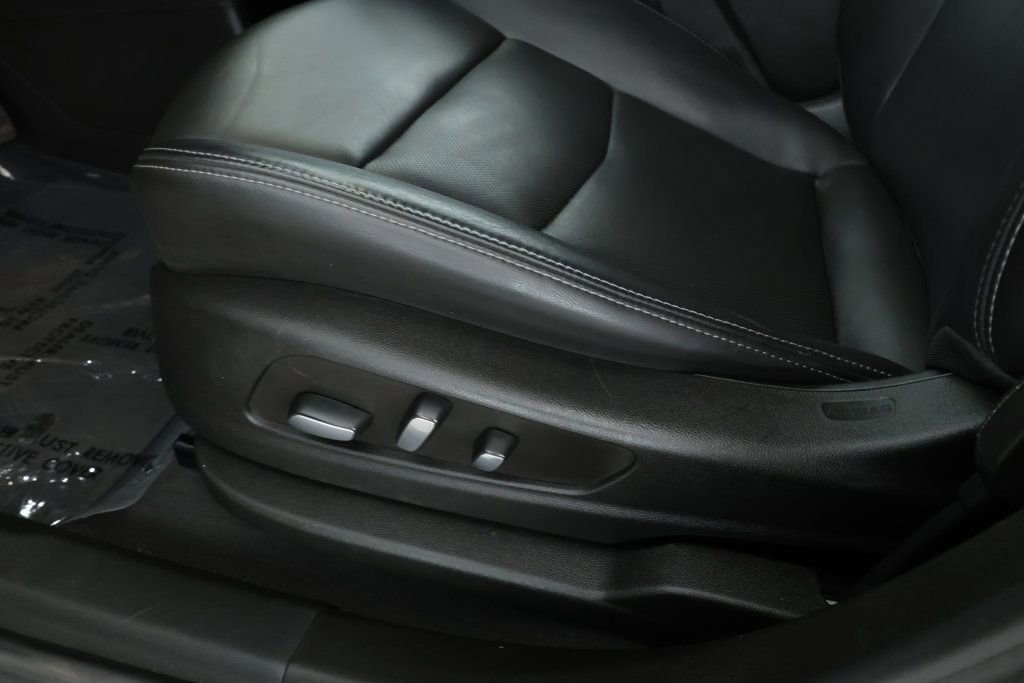 Used 2022 Cadillac XT6 Sport image 10