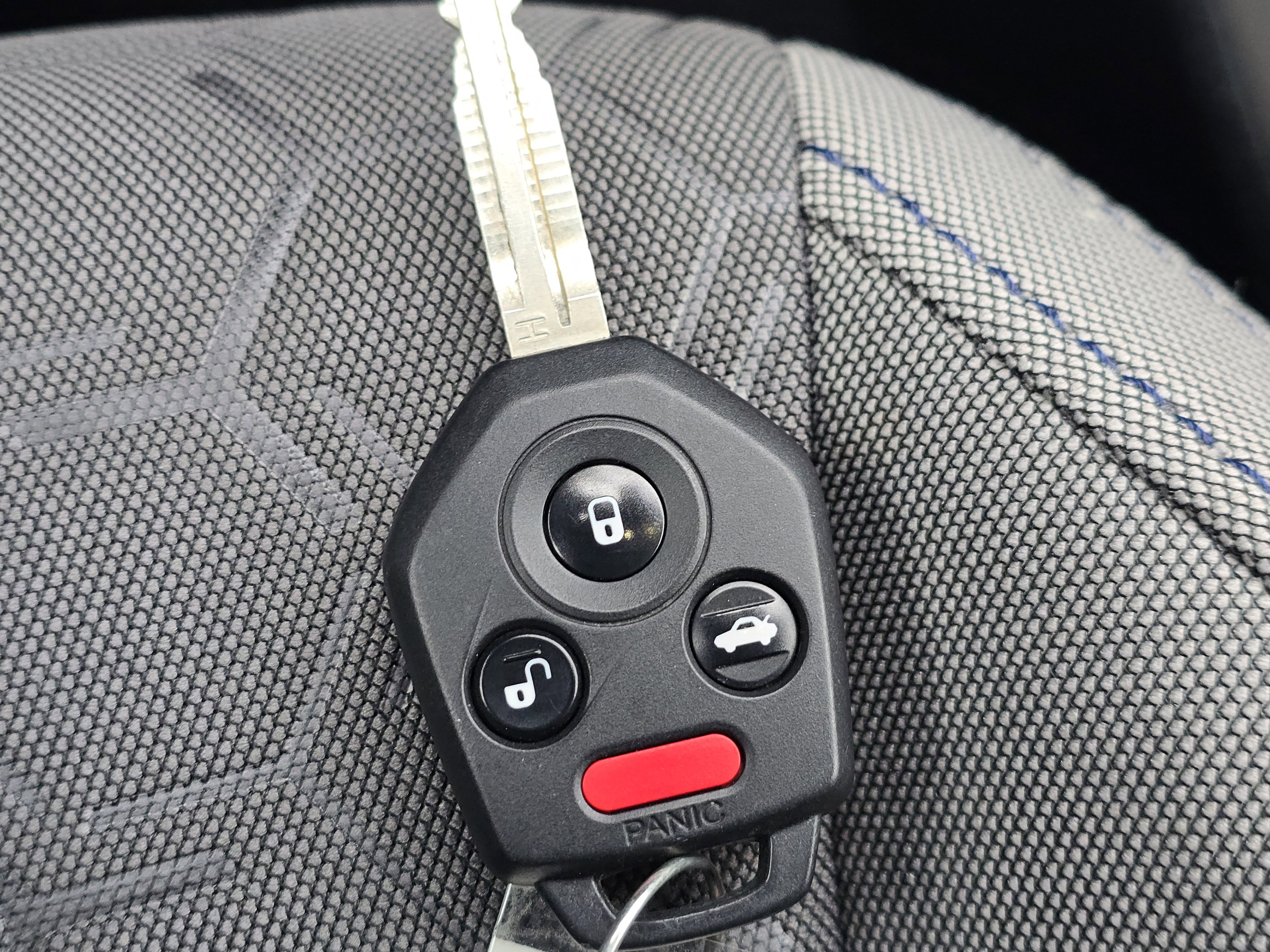 Certified 2025 Subaru Forester Base image 27