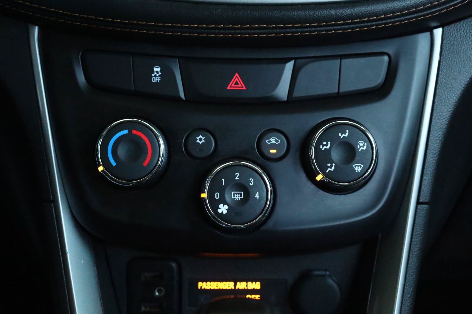 Used 2022 Chevrolet Trax LS w/ Tint and Cruise Package FWD image 38