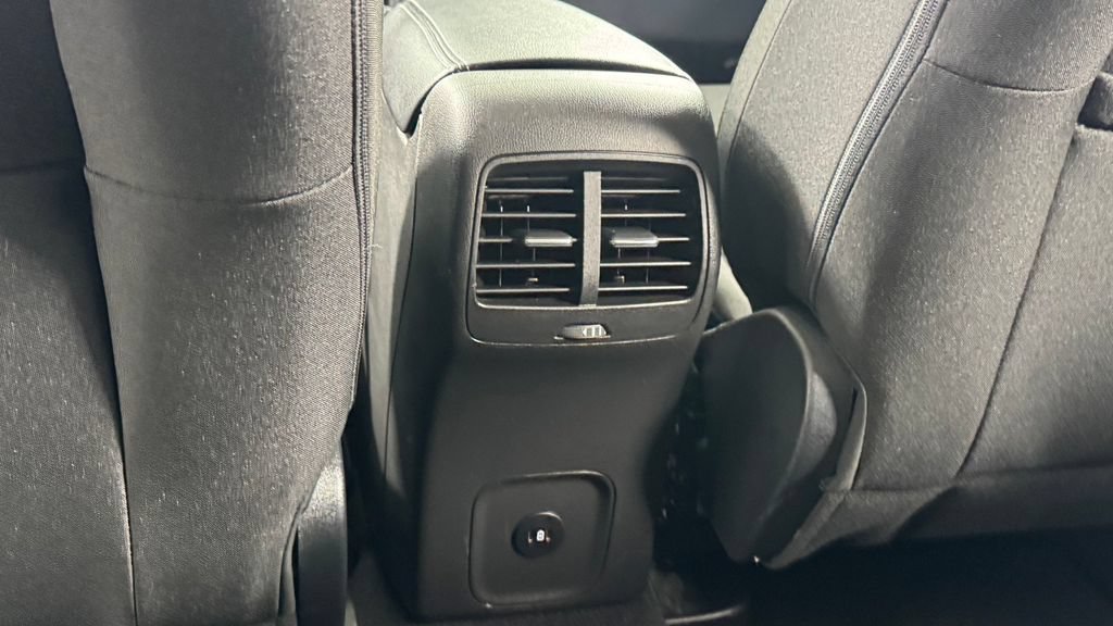 Used 2024 Ford Escape Active AWD/4WD image 36