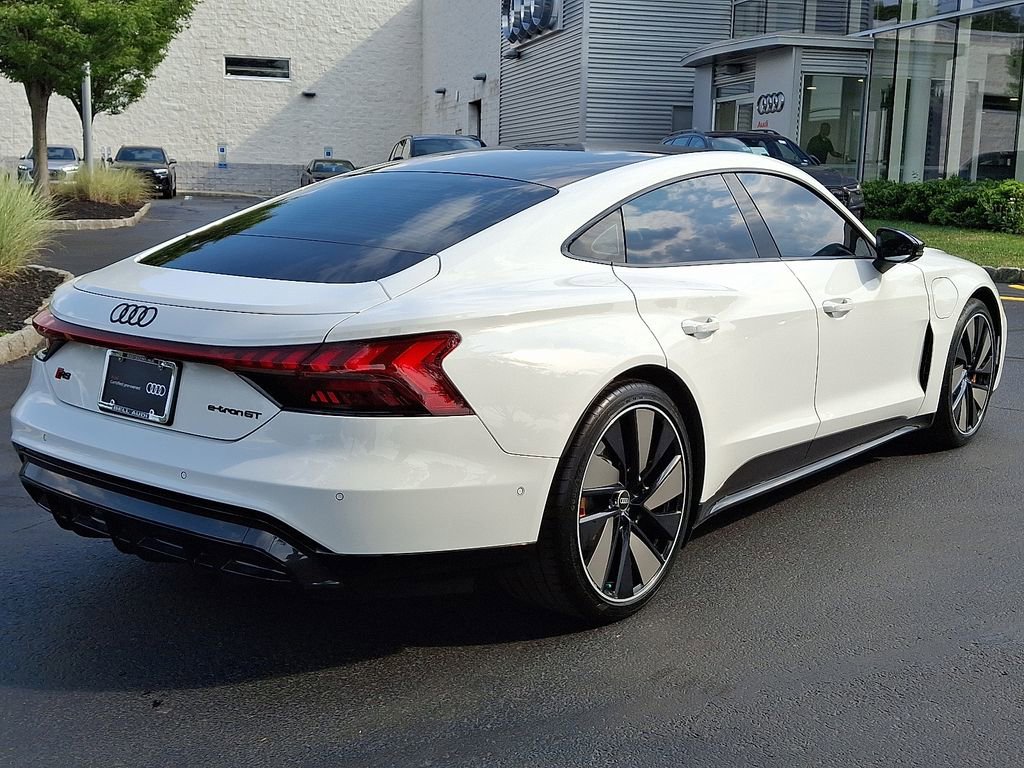 Certified 2022 Audi RS e-tron GT w/ Carbon Performance Package image 14