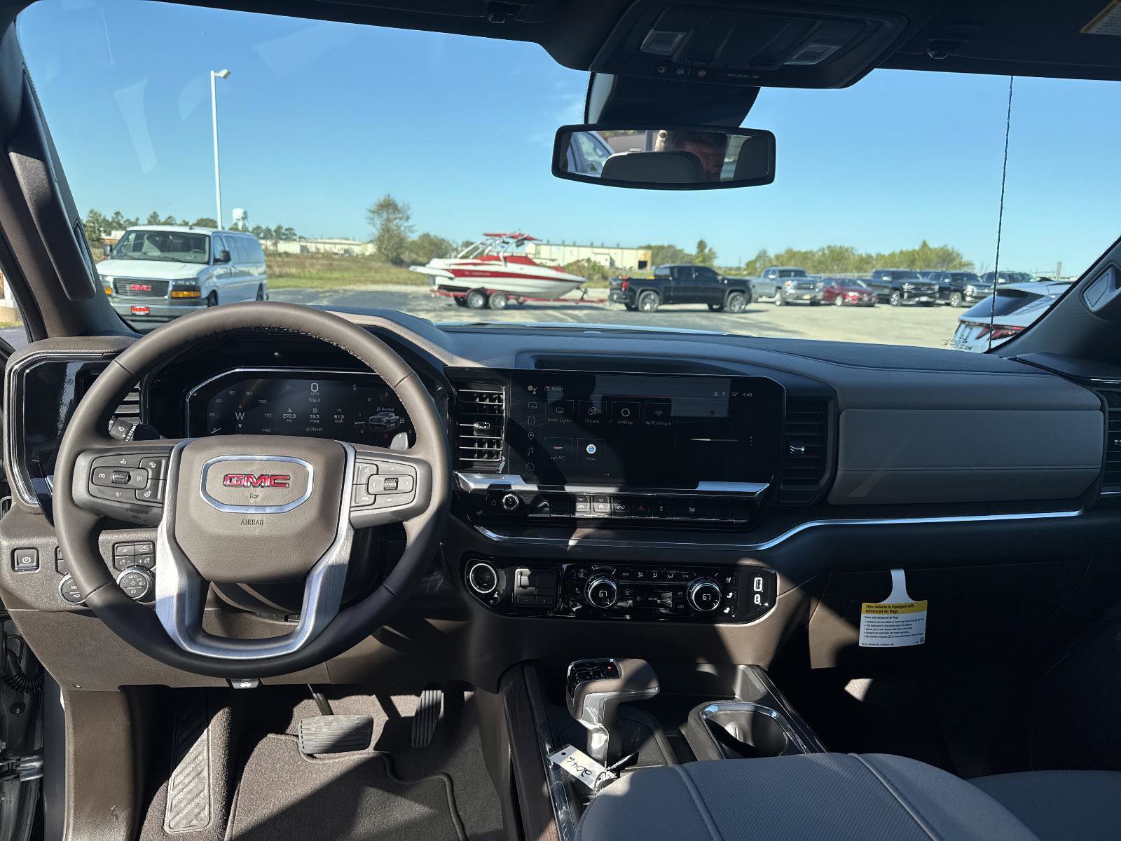New 2026 GMC Sierra 1500 SLT w/ SLT Premium Package image 10