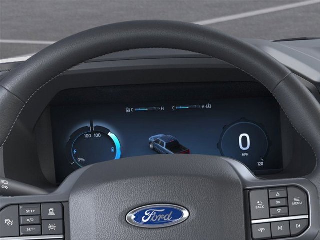 Used 2025 Ford F150 Lightning Flash image 13