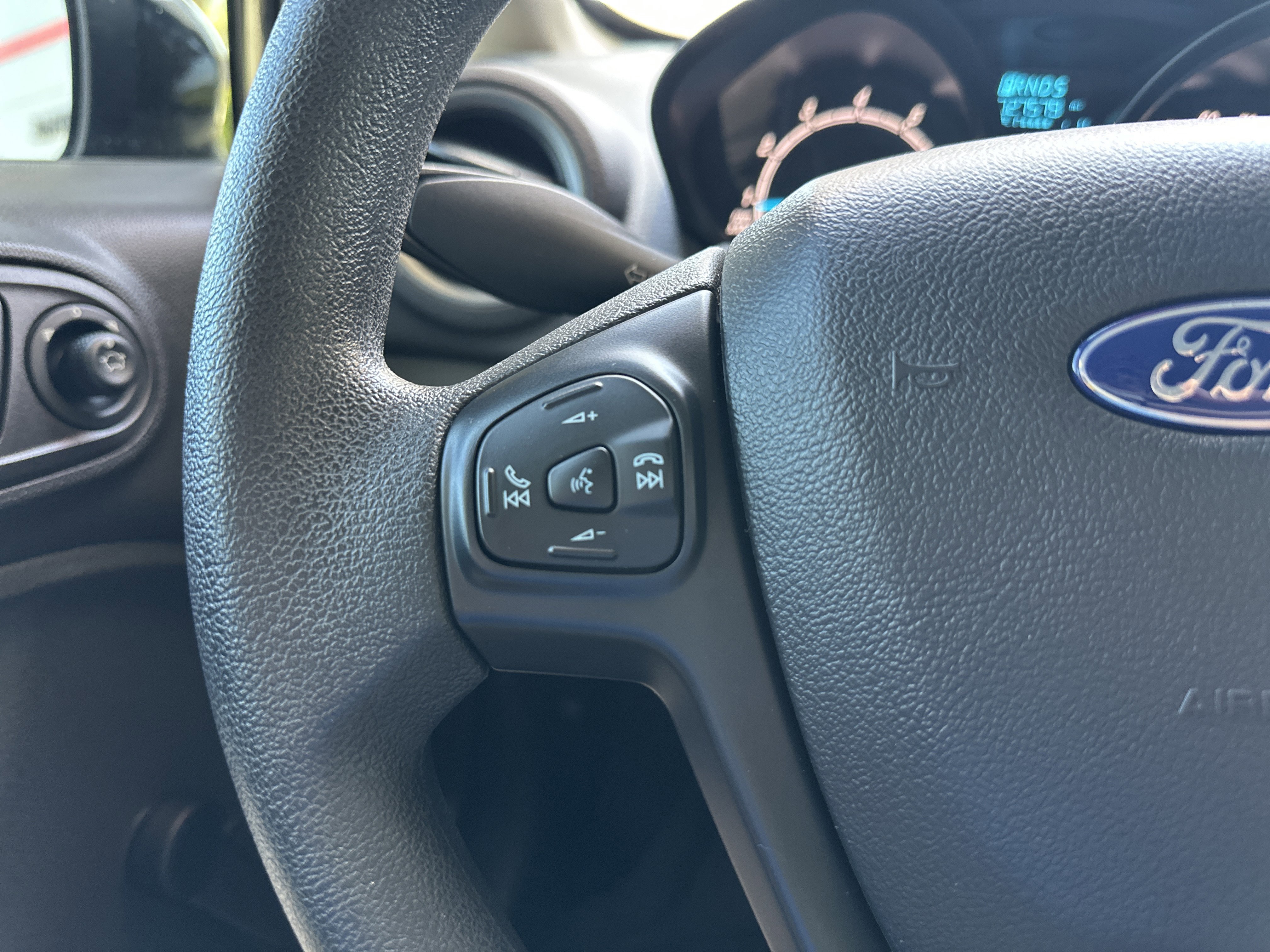 Used 2019 Ford Fiesta S FWD image 22