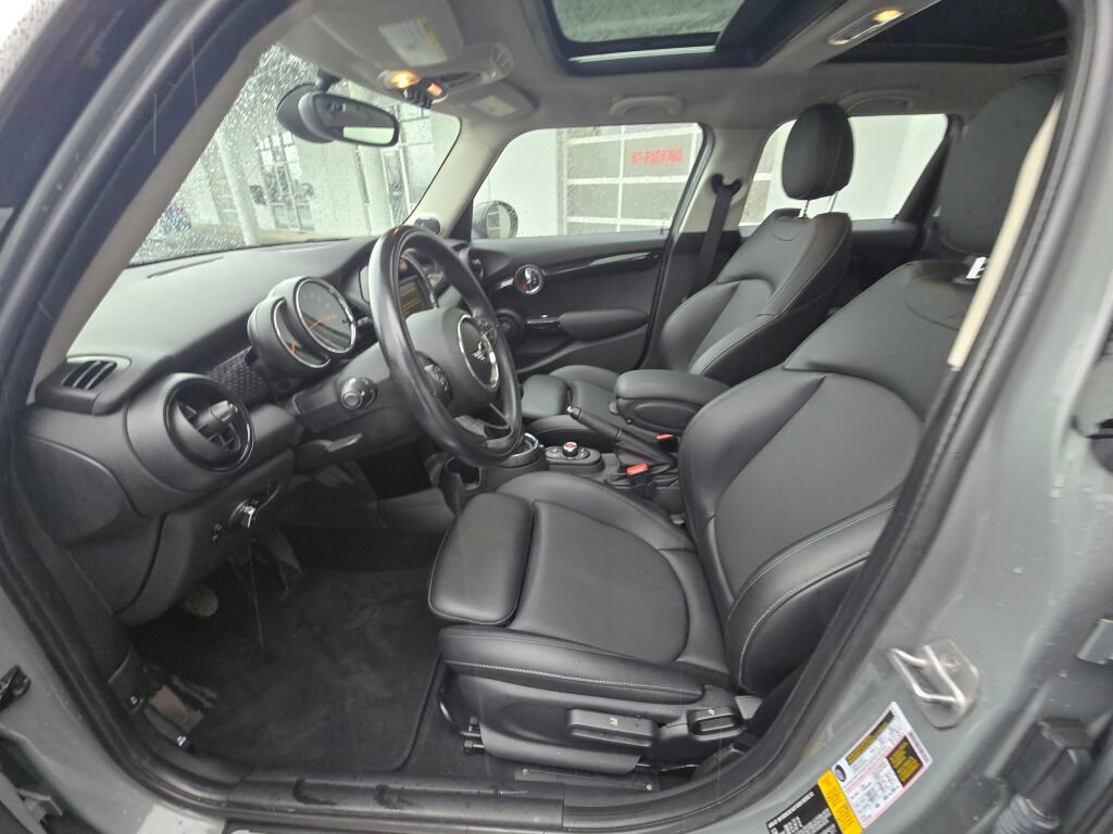 Used 2016 MINI Cooper S image 18