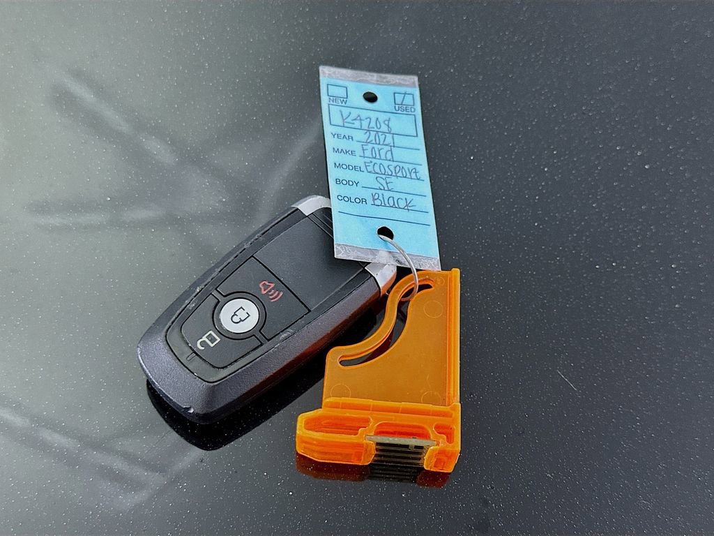 Used 2021 Ford EcoSport SE w/ SE Convenience Package image 31