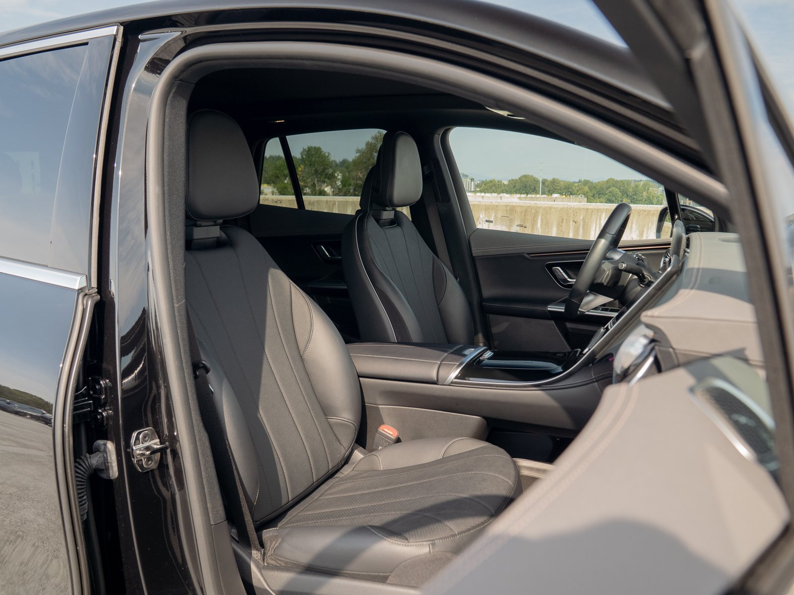Certified 2023 Mercedes-Benz EQE 350+ 4MATIC SUV image 26