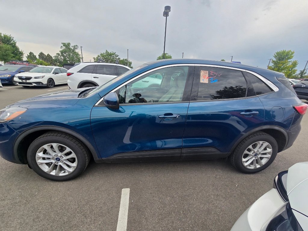 Used 2020 Ford Escape SE FWD image 12