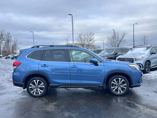 Used 2022 Subaru Forester Limited image 12