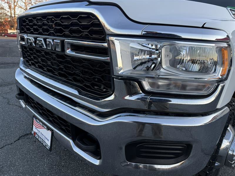 Used 2022 RAM 3500 Tradesman image 10