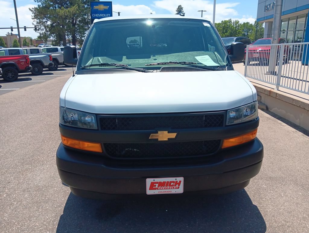Used 2025 Chevrolet Express 3500 LS RWD image 8
