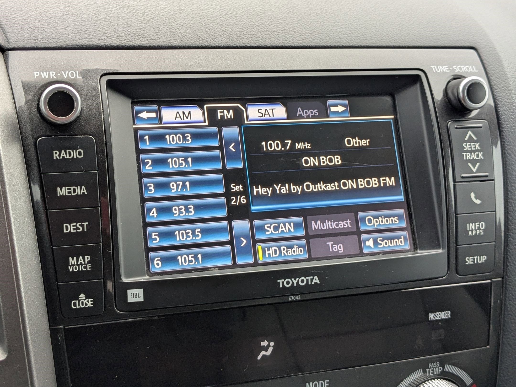 Used 2013 Toyota Sequoia Limited image 26