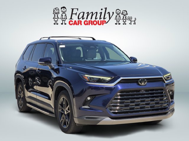 Certified 2025 Toyota Grand Highlander FWD image 2