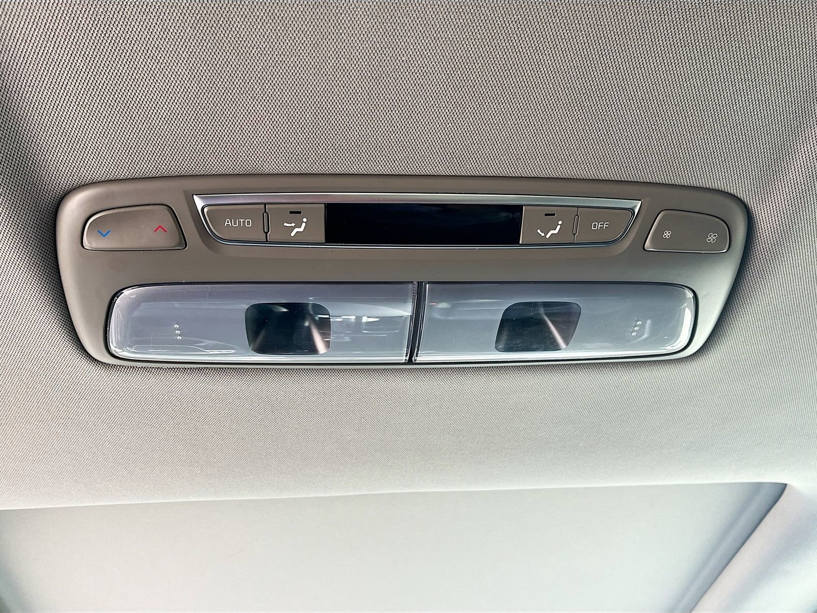Used 2022 Kia Telluride EX w/ EX Premium Package FWD image 26