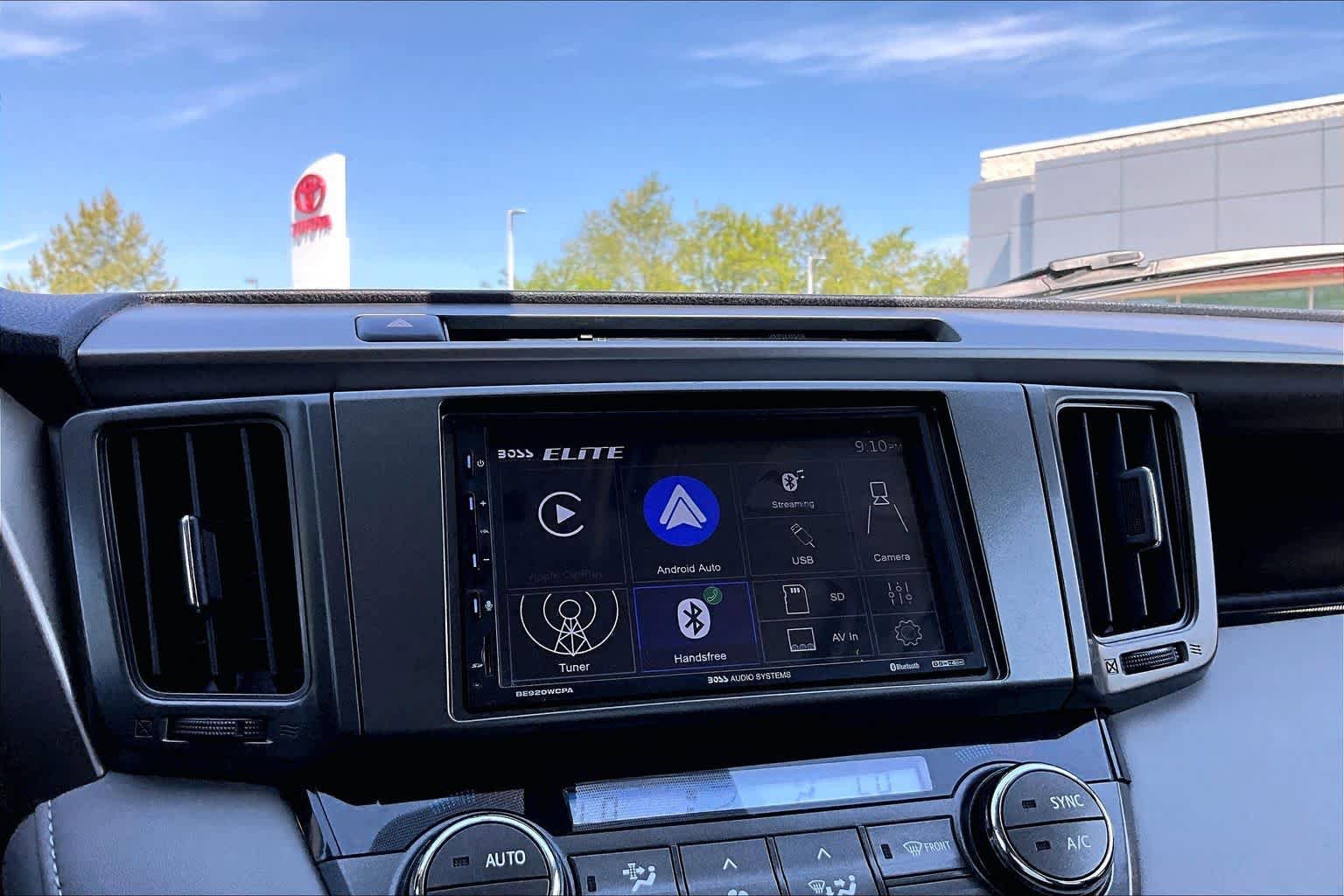 Used 2014 Toyota RAV4 XLE FWD image 34