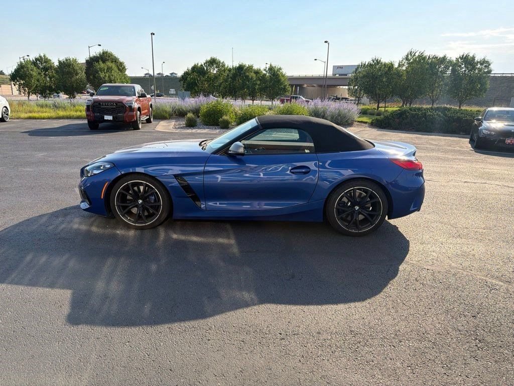 Used 2024 BMW Z4 M40i w/ Premium Package RWD image 4
