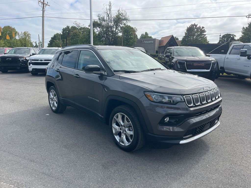 Used 2022 Jeep Compass Limited image 7