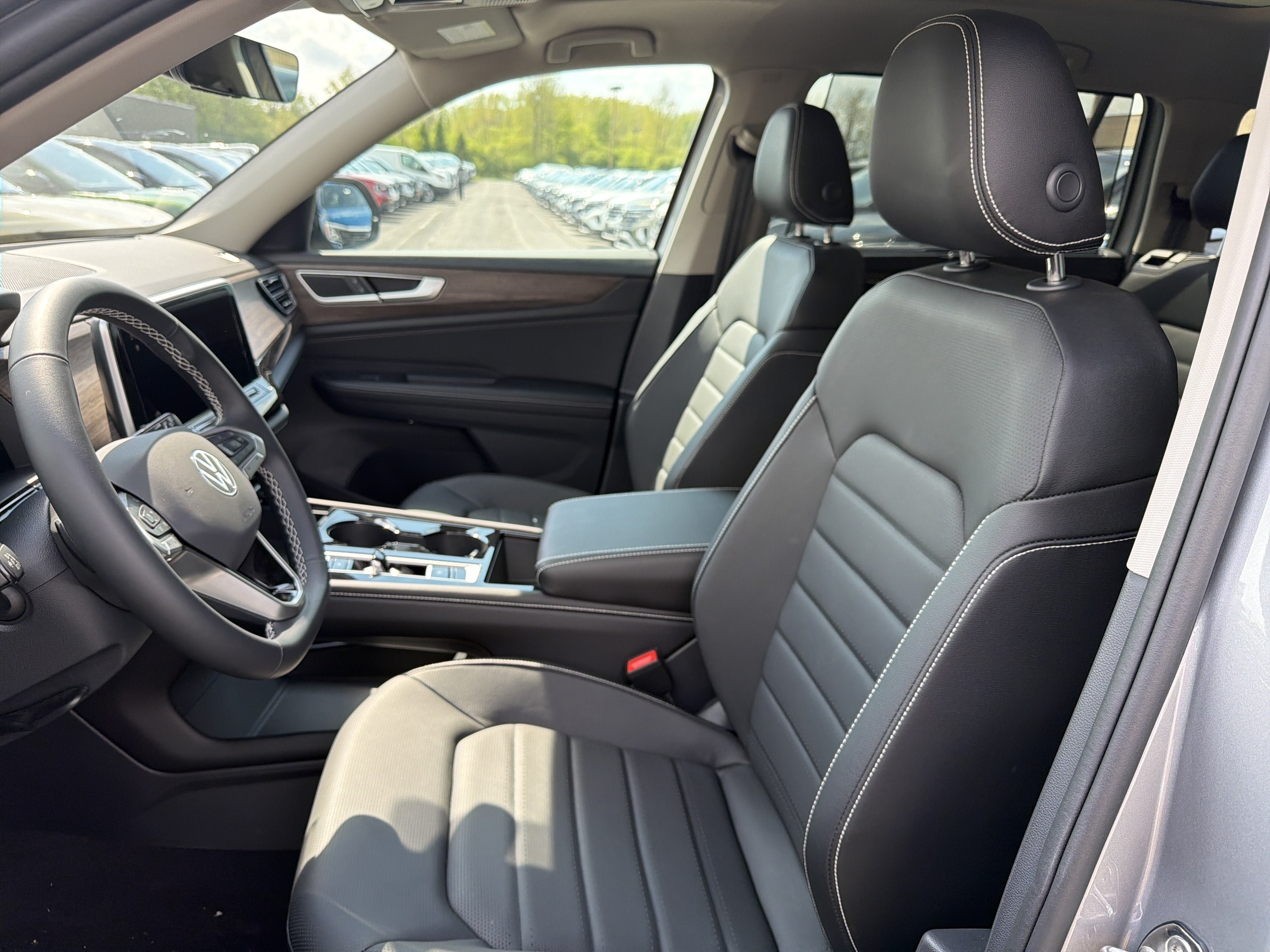 New 2026 Volkswagen Atlas SEL AWD/4WD image 10