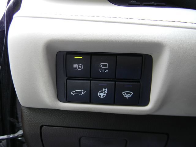 Used 2022 Toyota Highlander Limited AWD/4WD image 16